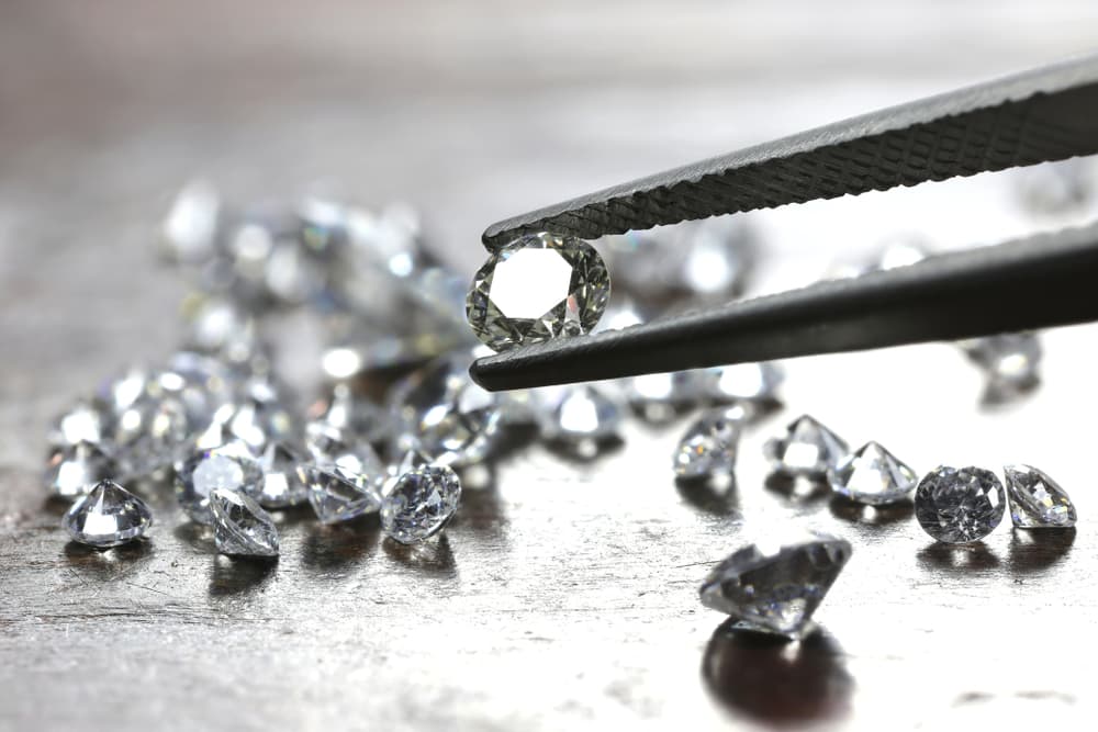 You Must Know 7 Myths and Fact about Lab-Grown Diamonds