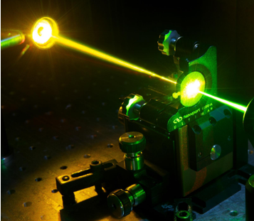 What are the applications of colored diamonds in quantum technology?